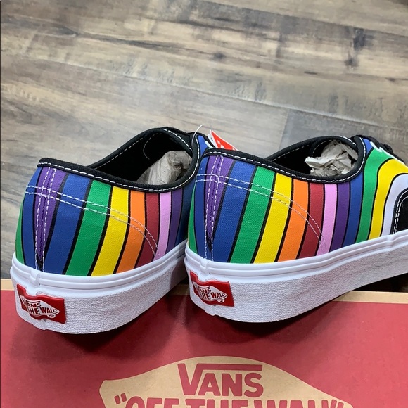 •VANS AUTHENTIC Refract Black/True White/Multi men’ - Picture 2 of 16